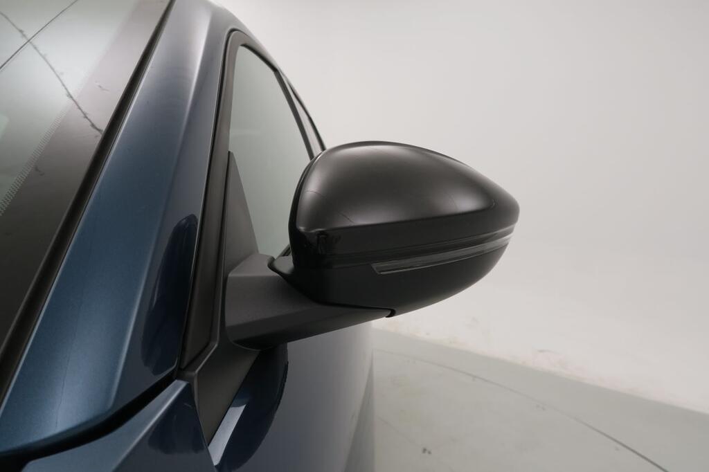 Alfa Romeo Junior Ibrida Speciale 100kW (136CV) 21