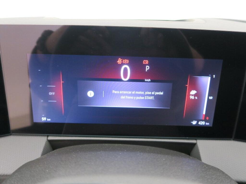 Opel Astra 54kWh GS Auto 13