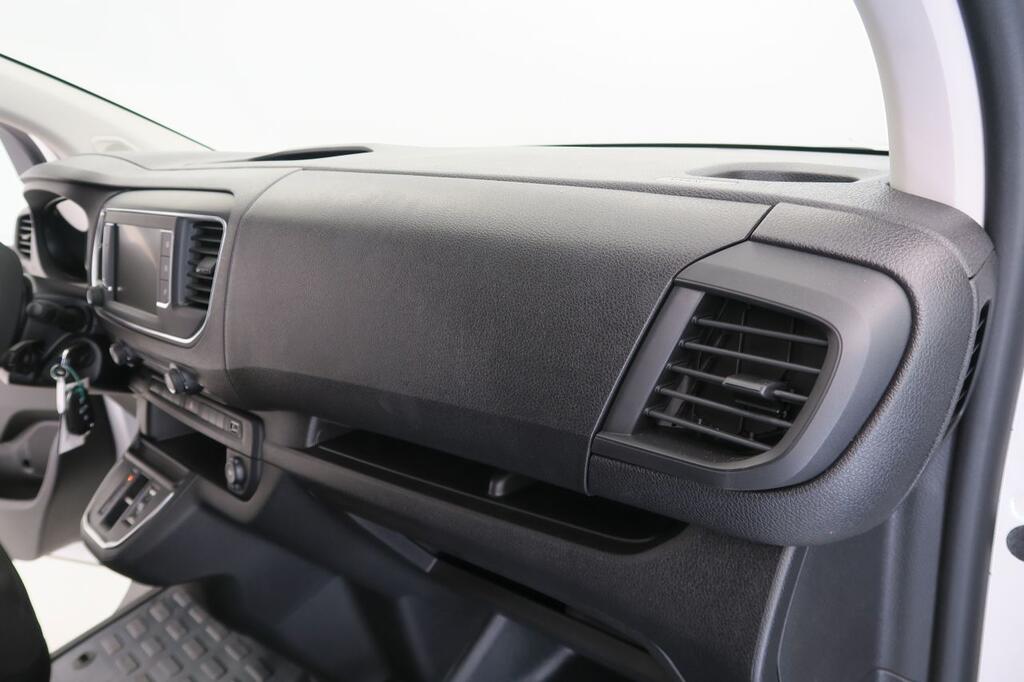 Peugeot Expert -E FG STANDARD BATERIA 50 KWH 136CV 4P 12