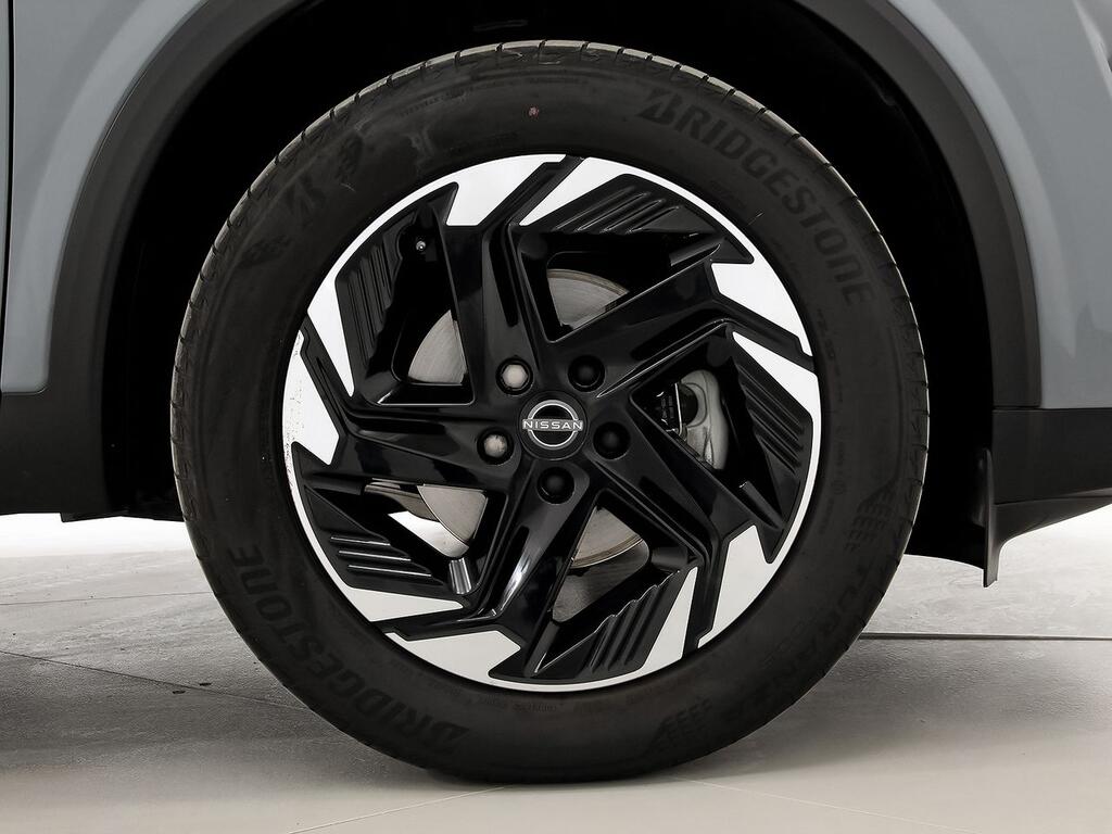 Nissan Qashqai DIG-T 117kW CVT N-Connecta 9