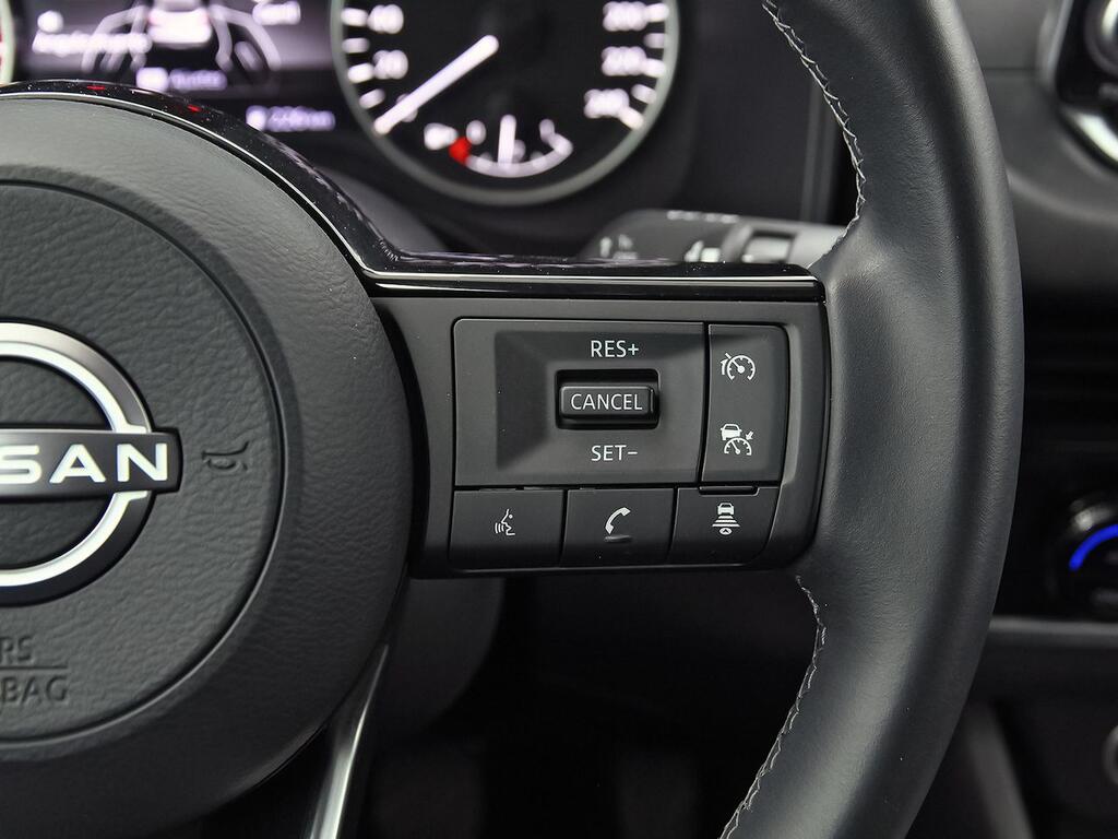 Nissan Qashqai DIG-T 103kW (140CV) mHEV 4x2 Acenta 17