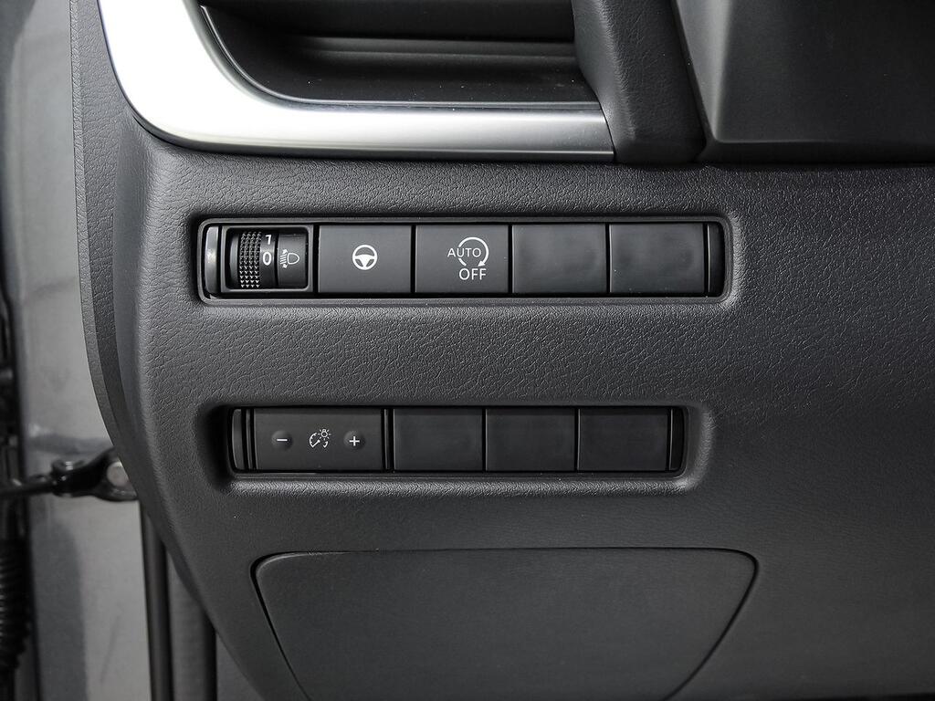 Nissan Qashqai DIG-T 116kW CVT N-Connecta 13