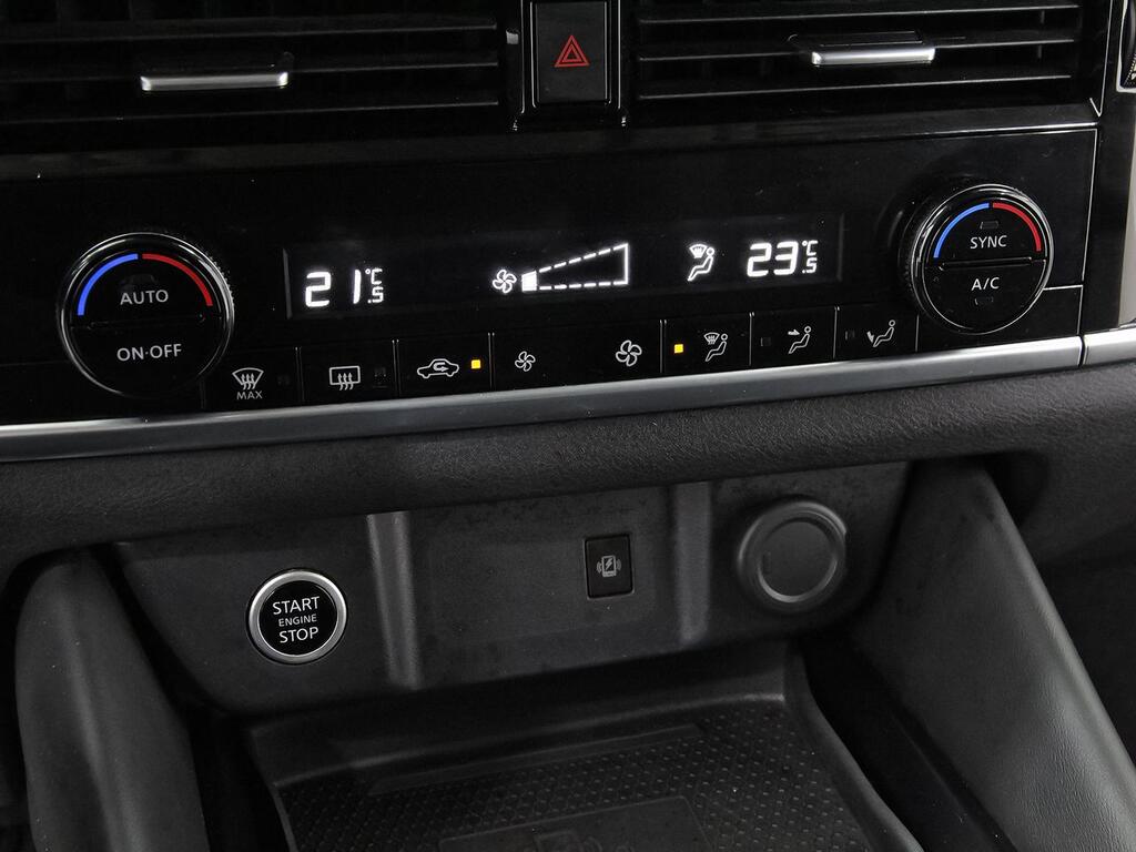 Nissan Qashqai DIG-T 116kW Xtronic N-Connecta 30