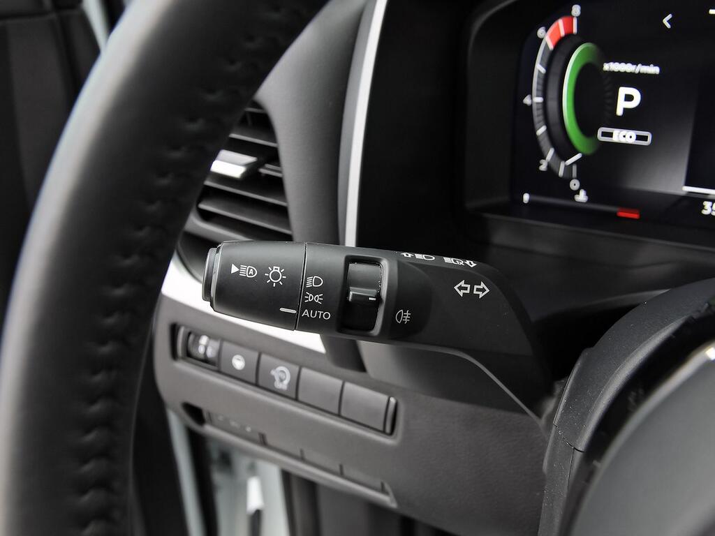 Nissan Qashqai DIG-T 116kW CVT N-Connecta 12