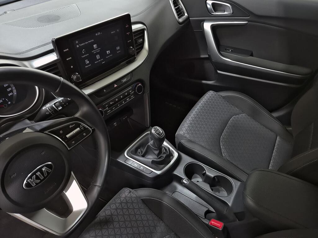 Kia XCeed 1.0 T-GDi Drive 88kW (120CV) 28