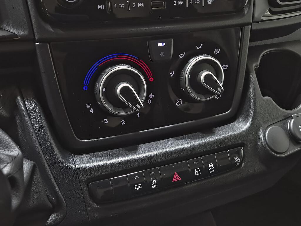 Fiat Ducato FG 2.2 BLUEHDI 140 35 L2H2 4P (KMO) 23