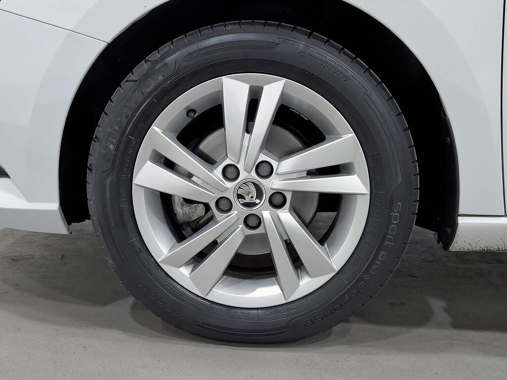 Skoda Fabia 1.0 TSI 70KW (95CV) Ambition 10