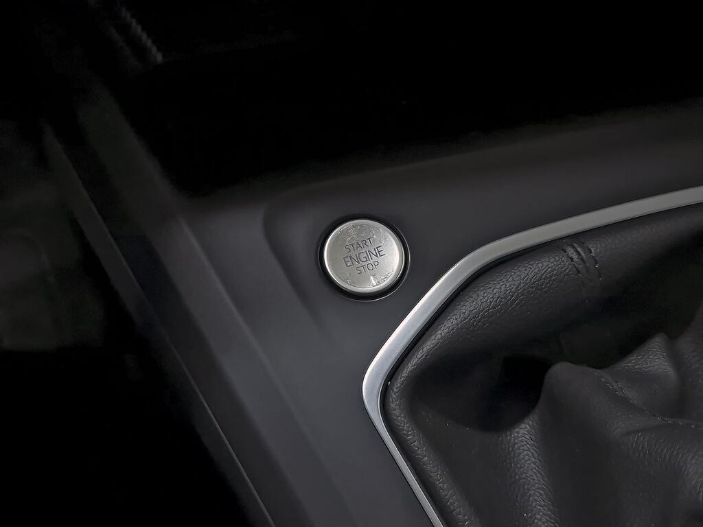 Volkswagen Golf 2.0 TDI 85kW (115CV) 25