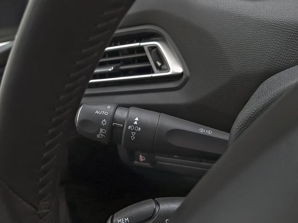 Peugeot 308 SW Style BlueHDi 130 S&S 14