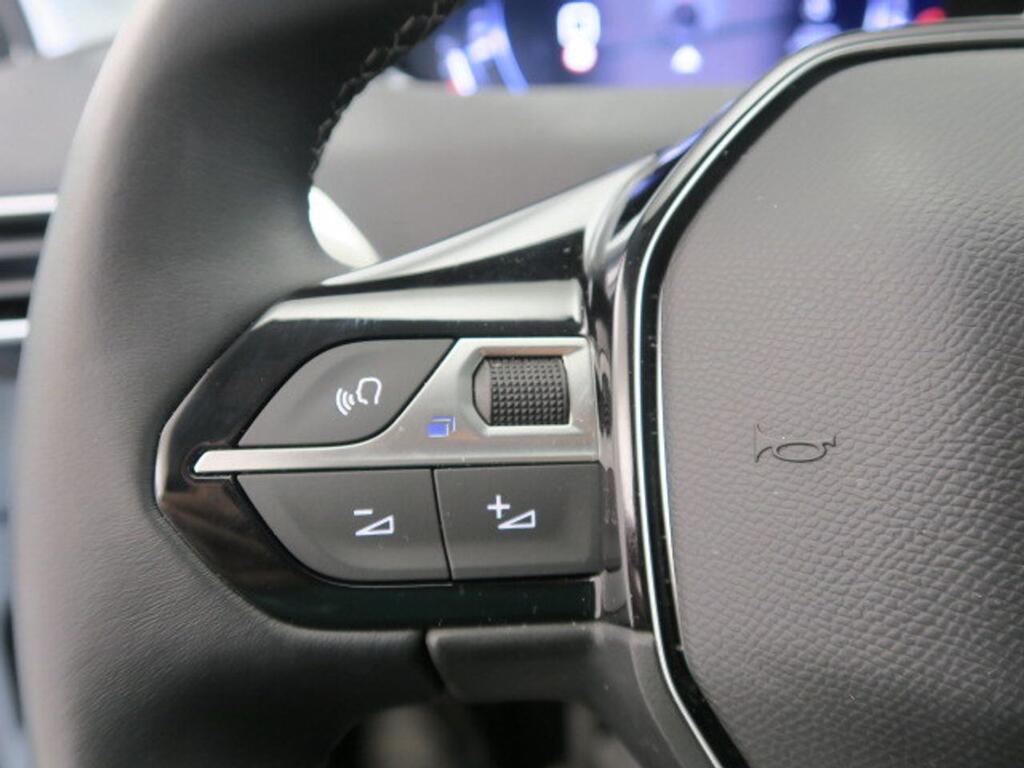 Peugeot 3008 1.5 BlueHDi 96kW (130CV) S&S Allure Pack 9