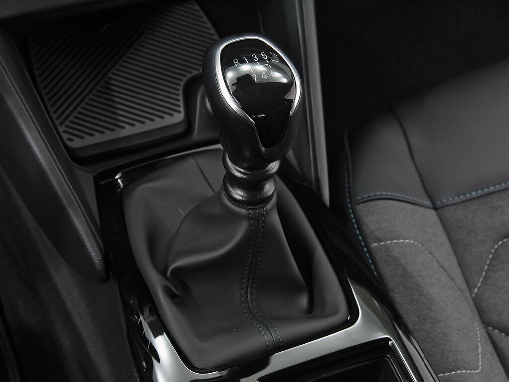 Citroën C4 PureTech 130 S&S 6v Plus 31