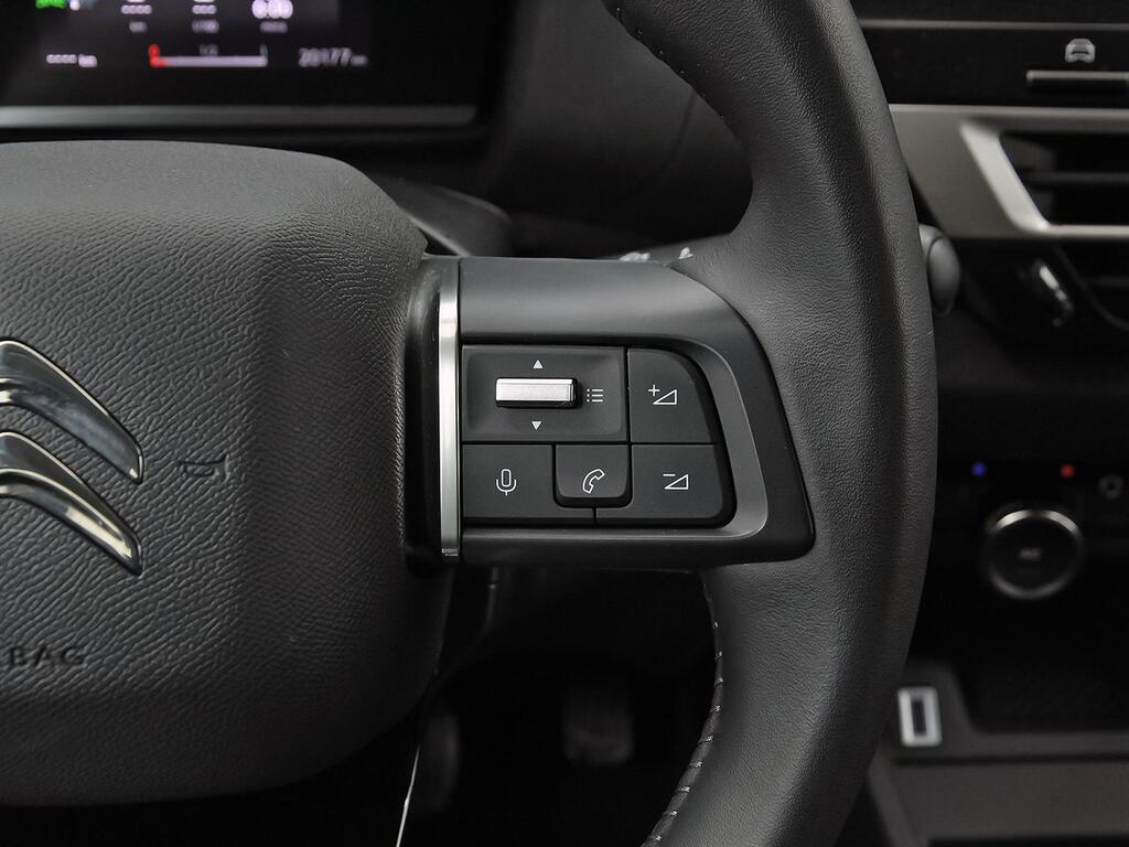 Citroën C4 PureTech 130 S&S 6v Plus 19