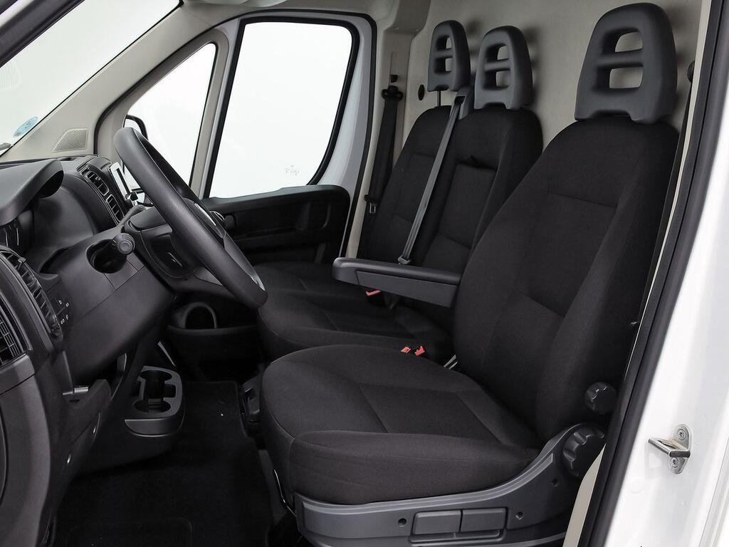 Fiat Ducato FG 2.2 MULTIJET 140 35 L2H2 4P 9