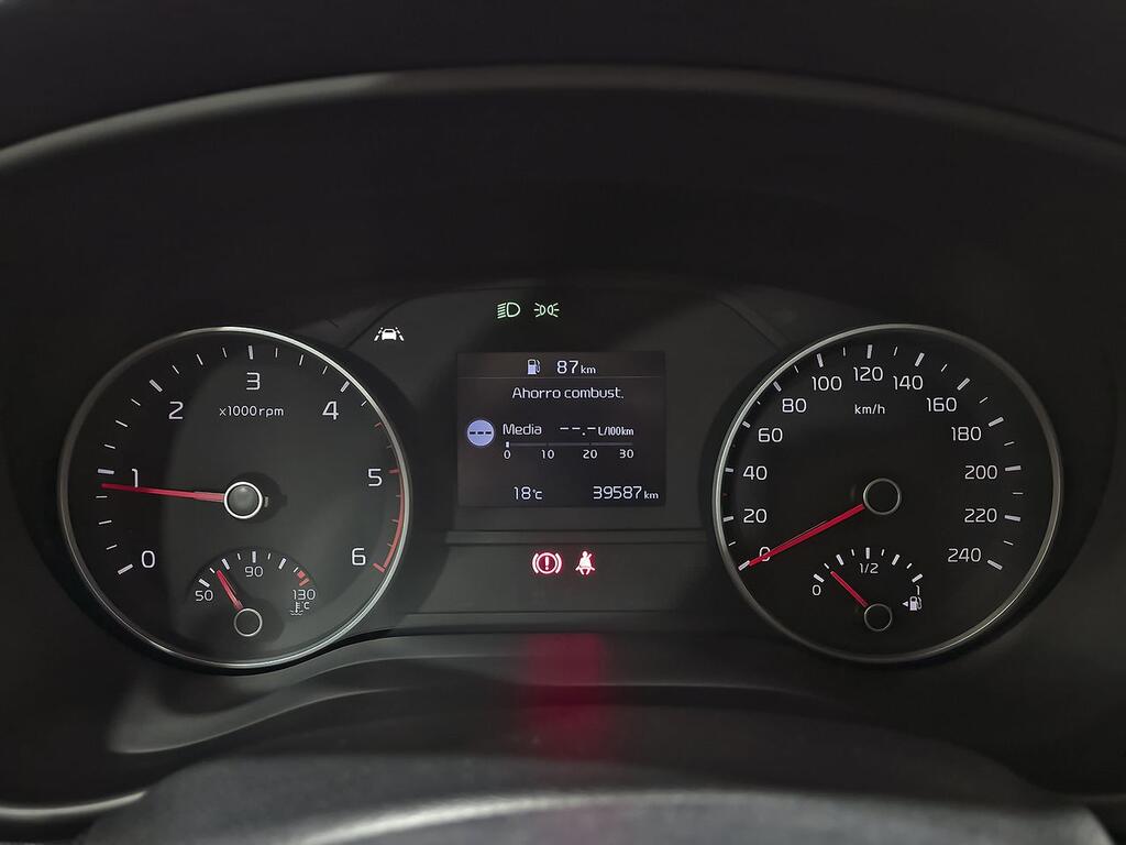 Kia Sportage 1.6 MHEV Black Edition 100kW (136CV) 4x2 13