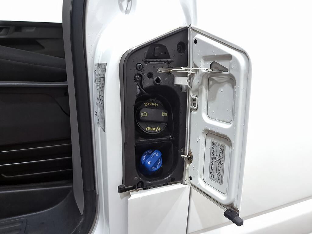 Volkswagen Transporter 2.0 TDI 110CV 2.8T SWB 4P 12