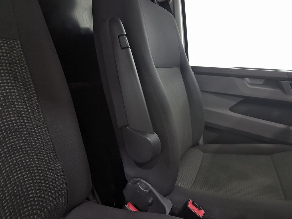 Volkswagen Transporter 2.0 TDI 110CV 2.8T SWB 4P 26