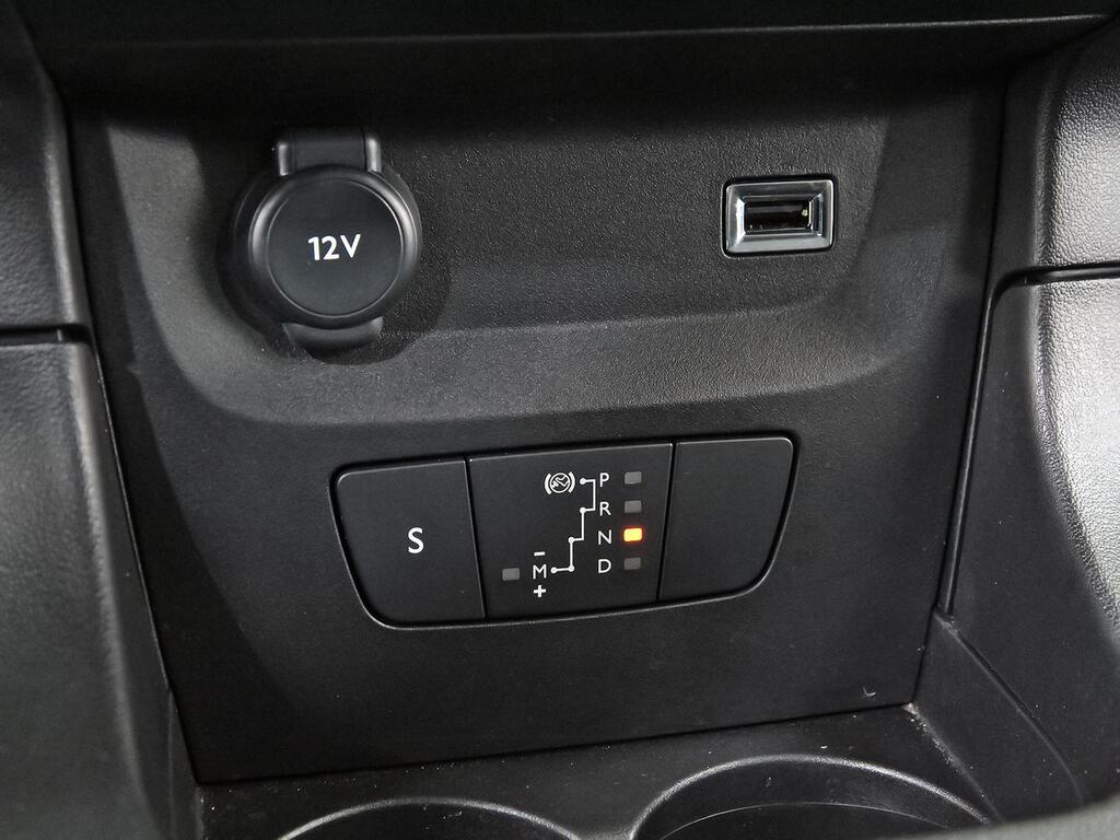 Citroën C3 PureTech 81KW (110CV) Max EAT6 29