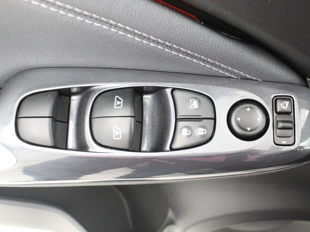 Nissan Juke DIG-T 86 kW (117 CV) 6 M/T N-CONNECTA 10