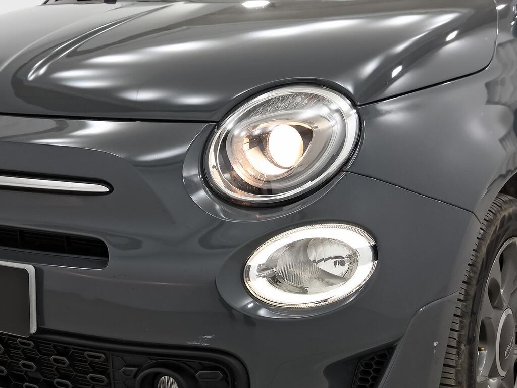 Fiat 500 Connect 1.0 Hybrid 51KW (70 CV) 27