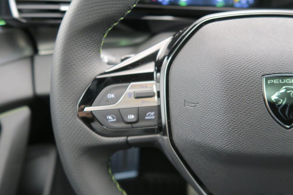 Peugeot 308 SW GT BlueHDi 130 S&S EAT8 11