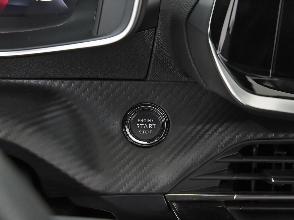 Peugeot 2008 GT Puretech 130 S&S 6 Vel. MAN 22