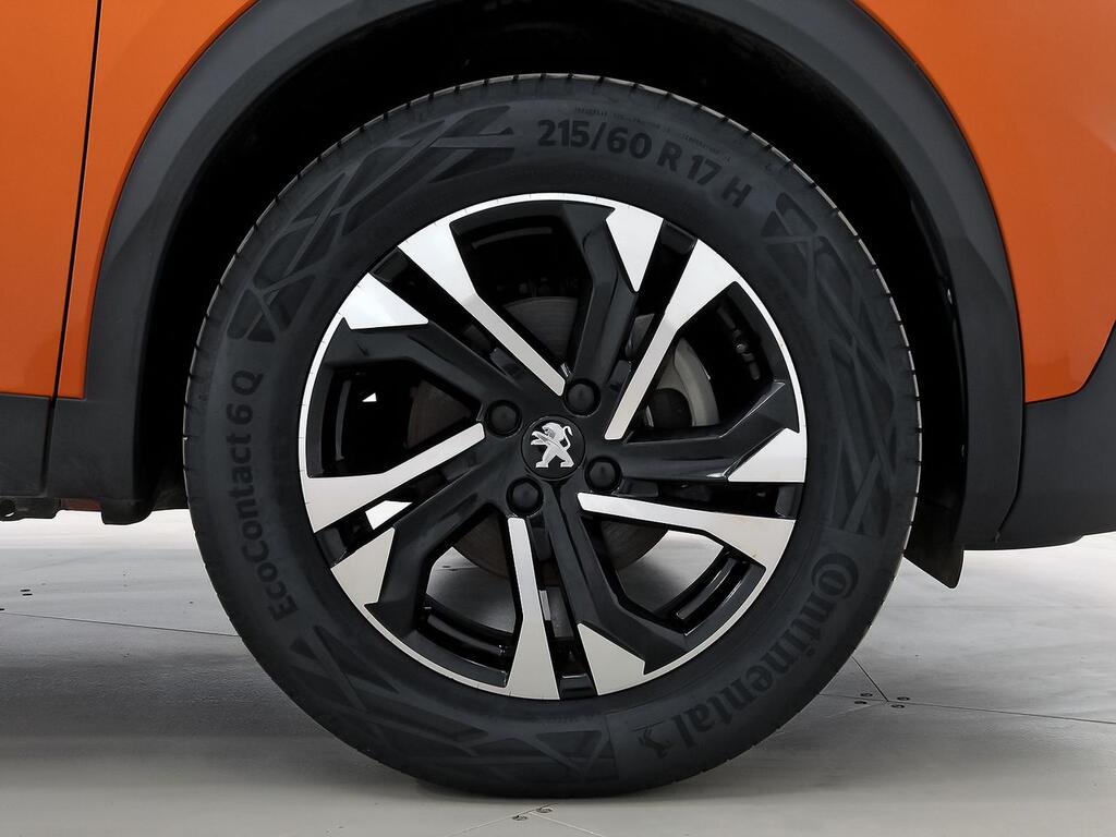 Peugeot 2008 GT Puretech 130 S&S 6 Vel. MAN 11