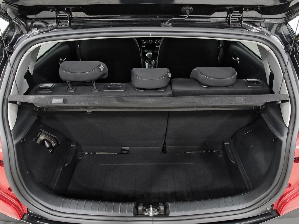 Kia Picanto 1.0 DPi 49kW (67CV) AMT GT Line 9