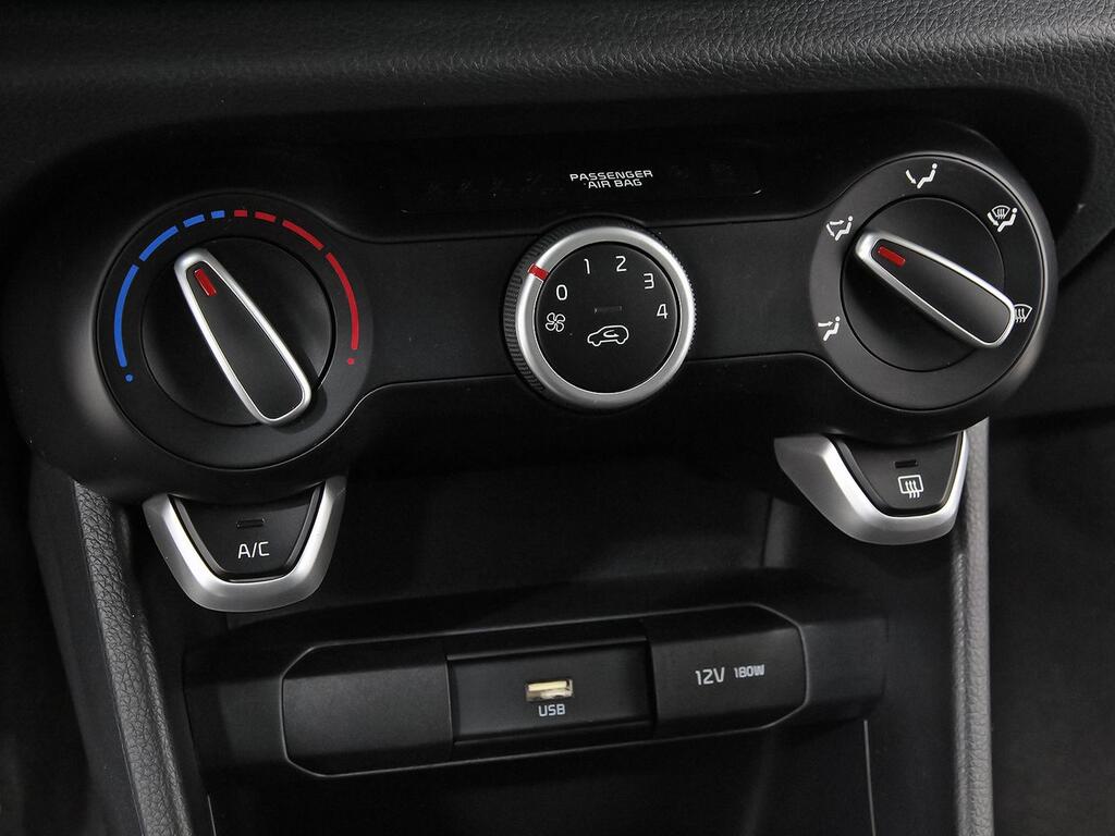 Kia Picanto 1.0 DPi 49kW (67CV) AMT GT Line 26