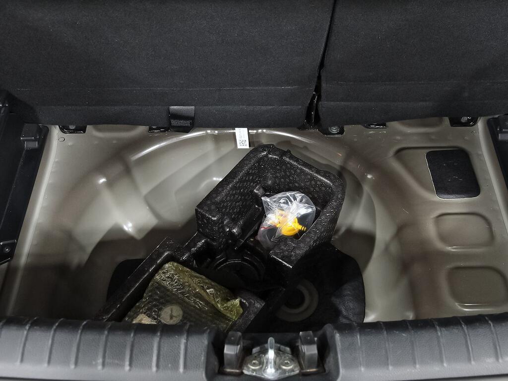 Kia Picanto 1.0 DPi 49kW (67CV) AMT GT Line 29