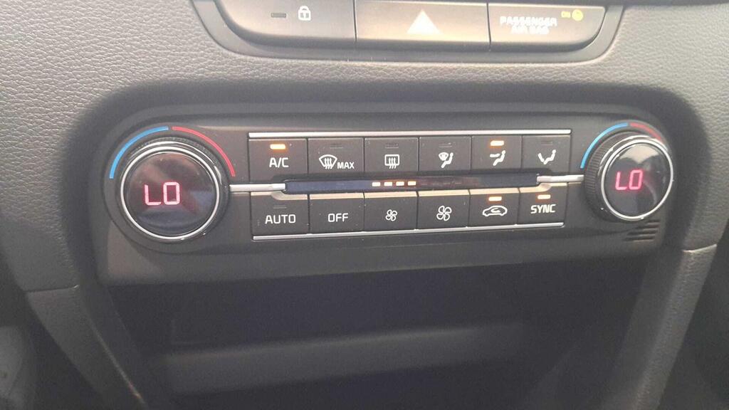 Kia XCeed 1.0 T-GDi Tech 74kW (100CV) 14