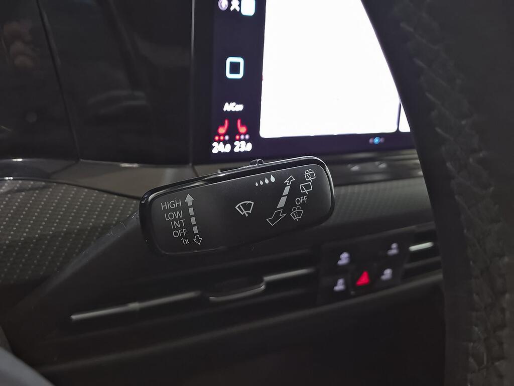 Volkswagen Golf R-Line 1.5 eTSI 110kW (150CV) DSG 16