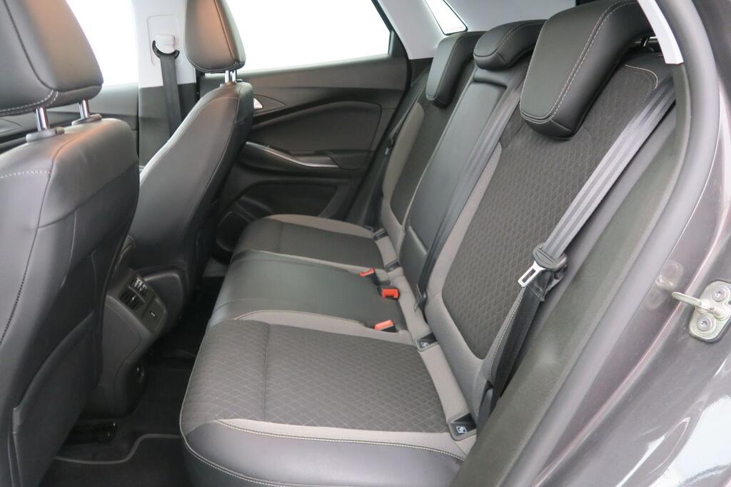 Opel Grandland X 1.2 Turbo Ultimate 16