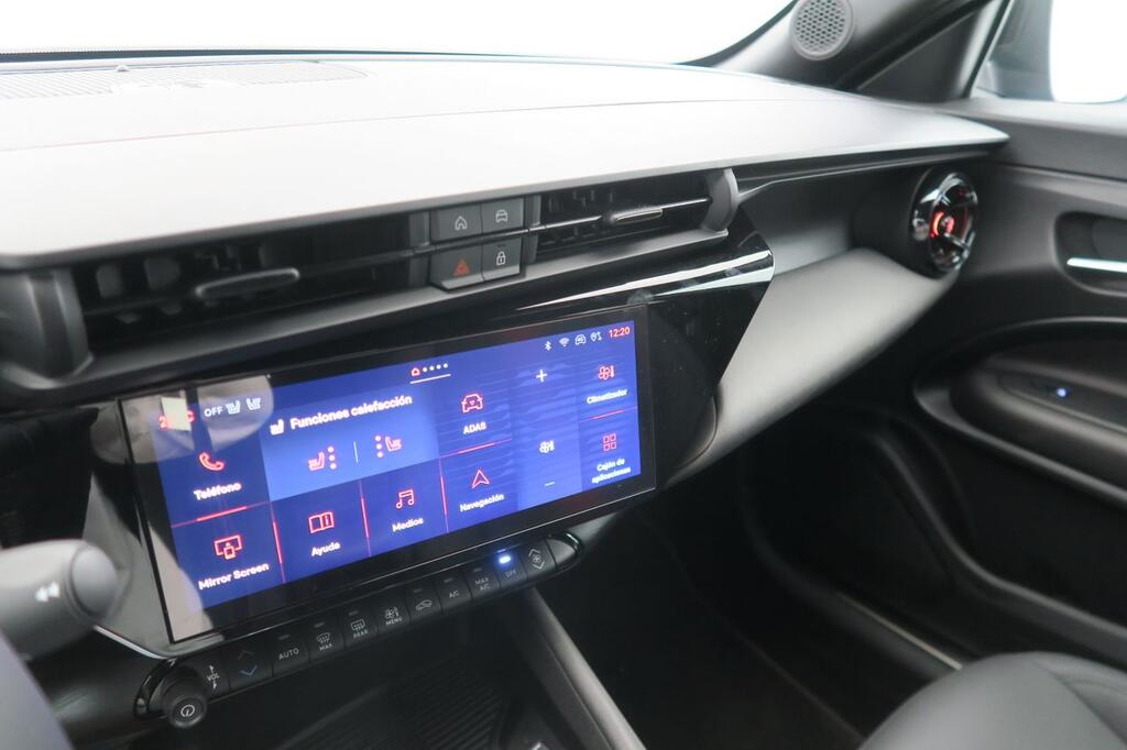 Alfa Romeo Junior Ibrida Speciale 100kW (136CV) 8