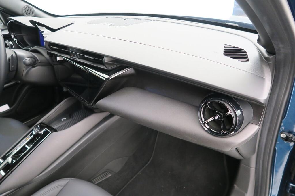 Alfa Romeo Junior Ibrida Speciale 100kW (136CV) 14