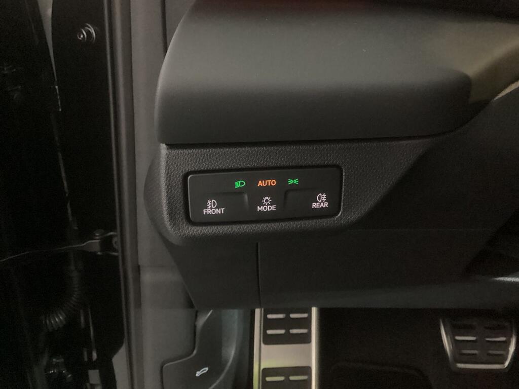 Cupra Terramar 1.5 TSI e-Hybrid 150kW (204 CV) DSG 16