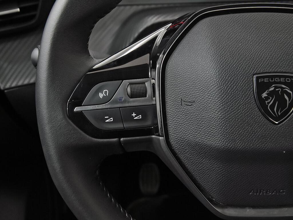 Peugeot 208 Active Puretech 100 18