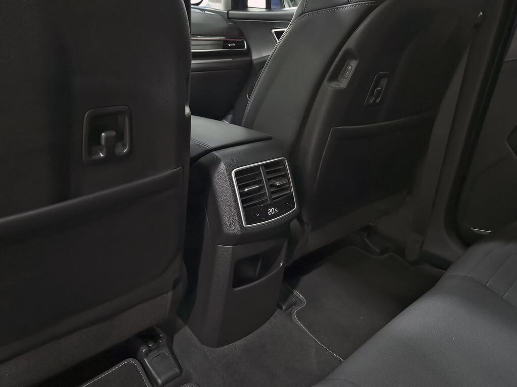 Kia Sportage 1.6 T-GDi PHEV 198kW (265CV) Tech 4x4 44