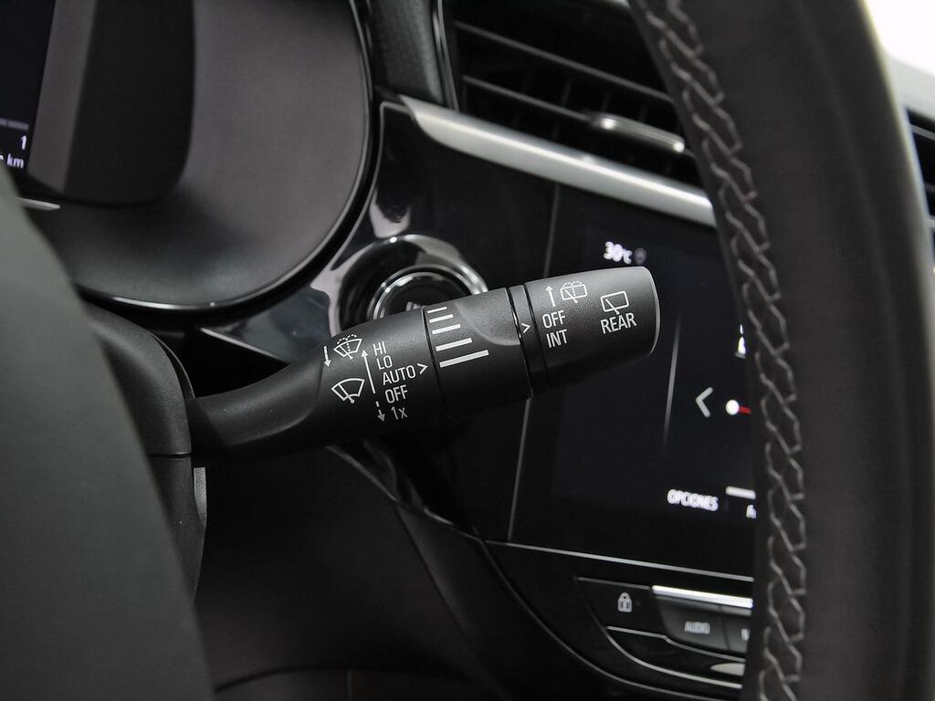 Opel Corsa 1.2T XHL 74kW (100CV) Elegance 16