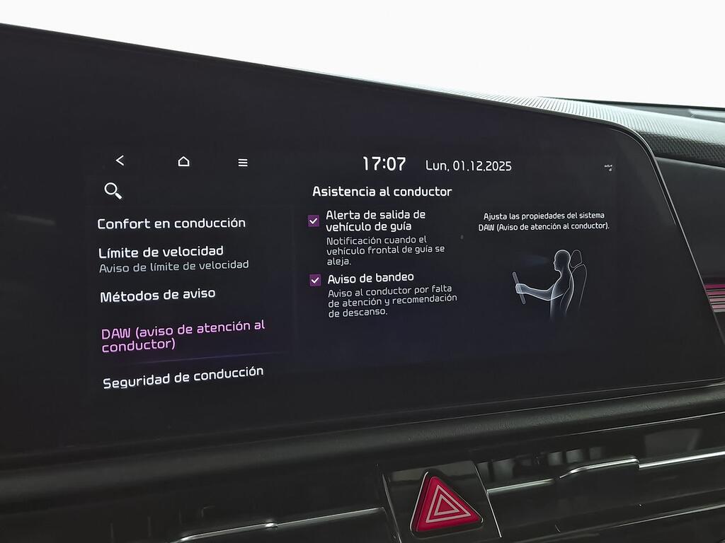 Kia Niro 1.6 GDi HEV 104kW (141CV) Emotion 29