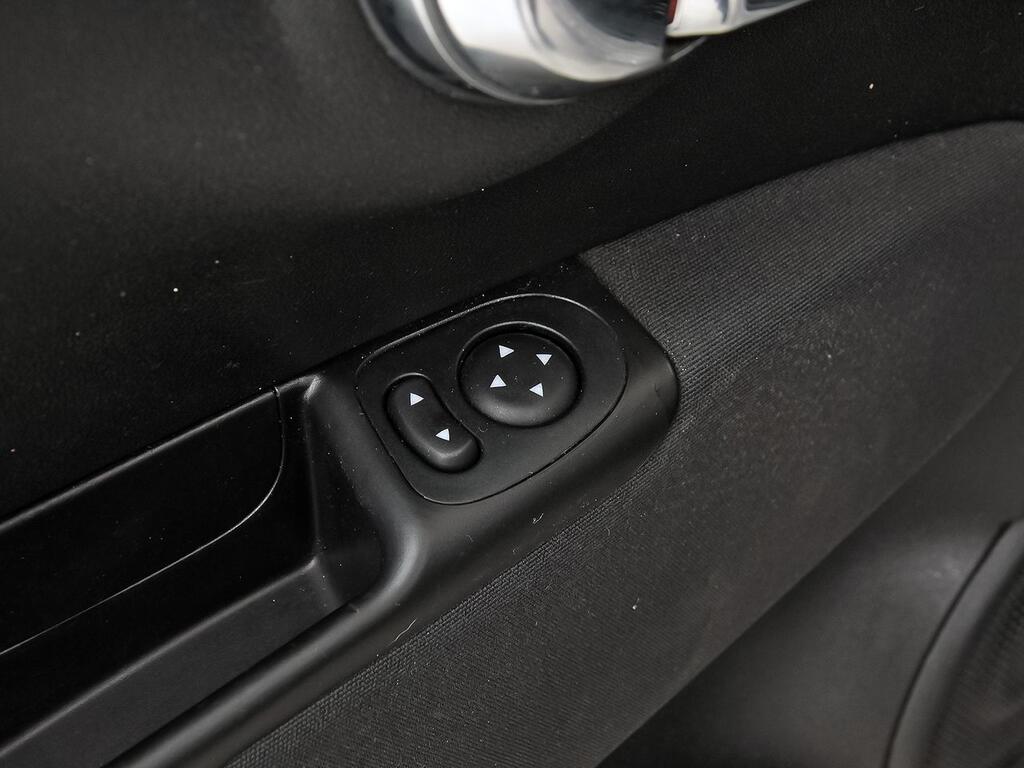 Fiat 500 Lounge 1.2 8v 51KW (69 CV) 13