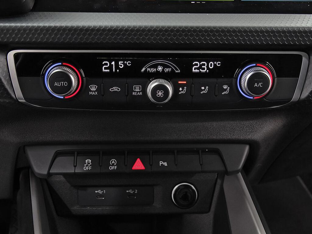 Audi A1 Sportback Adrenalin 30 TFSI 81kW S tron 30