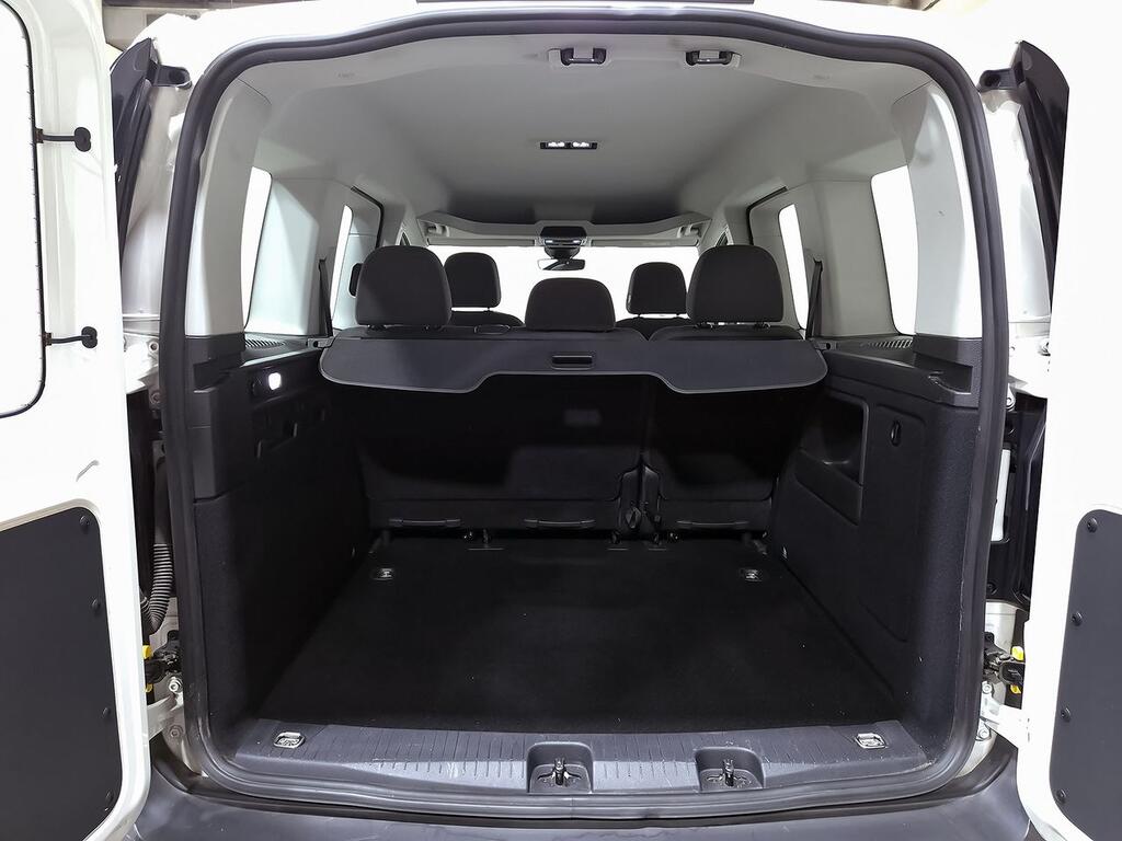 Volkswagen Caddy 2.0 TDI 102 KOMBI 4P 9