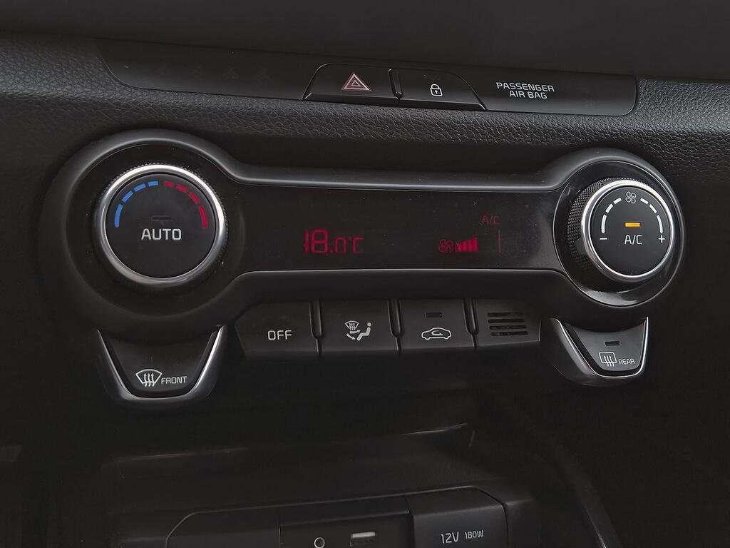 Kia Stonic 1.0 T-GDi 88kW (120CV) Drive 24