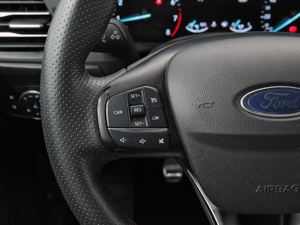 Ford Focus 1.0 Ecoboost 92kW ST-Line 16