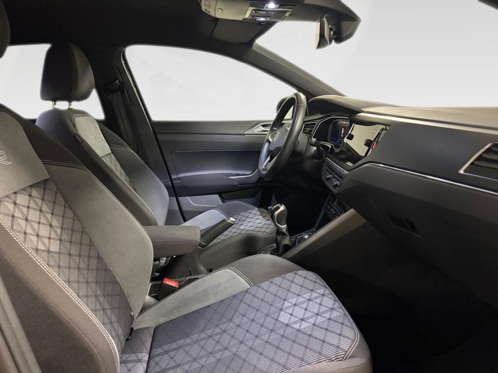 Volkswagen Taigo R-Line 1.0 TSI 81kW (110CV) 5