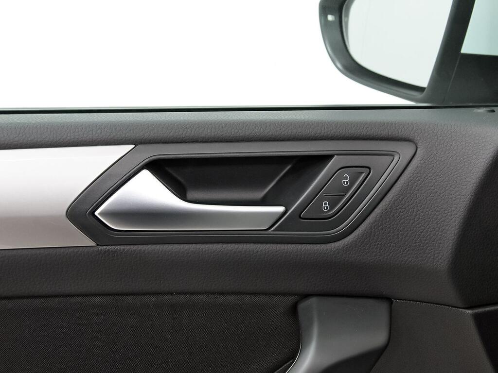 Volkswagen Touran Business 1.0 TSI 85kW (115CV) 16