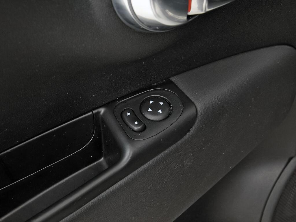 Fiat 500 Connect 1.0 Hybrid 51KW (70 CV) 13