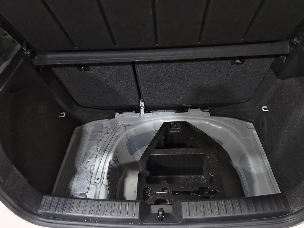 Seat Ibiza 1.0 MPI 59kW (80CV) Reference 28