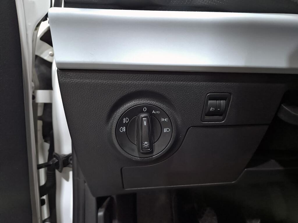 Seat Ibiza 1.0 MPI 59kW (80CV) Reference 10