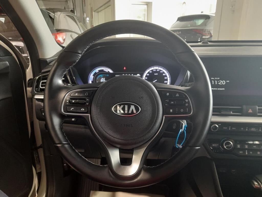 Kia Niro 1.6 GDi HEV 104kW (141CV) Drive 14